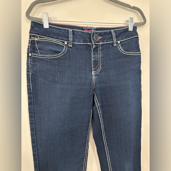 Wrangler western boot cut jeans dark wash EUC like new on trend - Picture 3 of 16